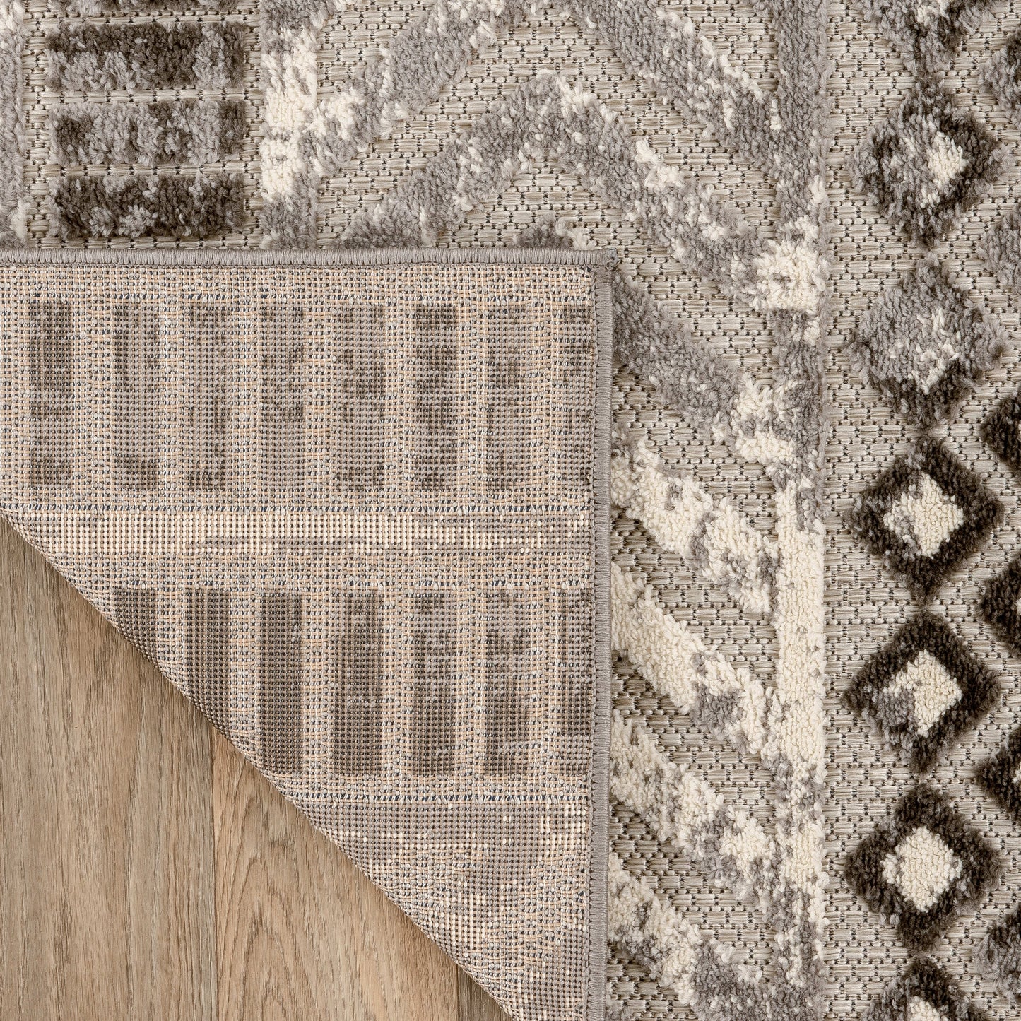 World Rug Gallery Distressed Geometric Indoor/Outdoor Area Rug