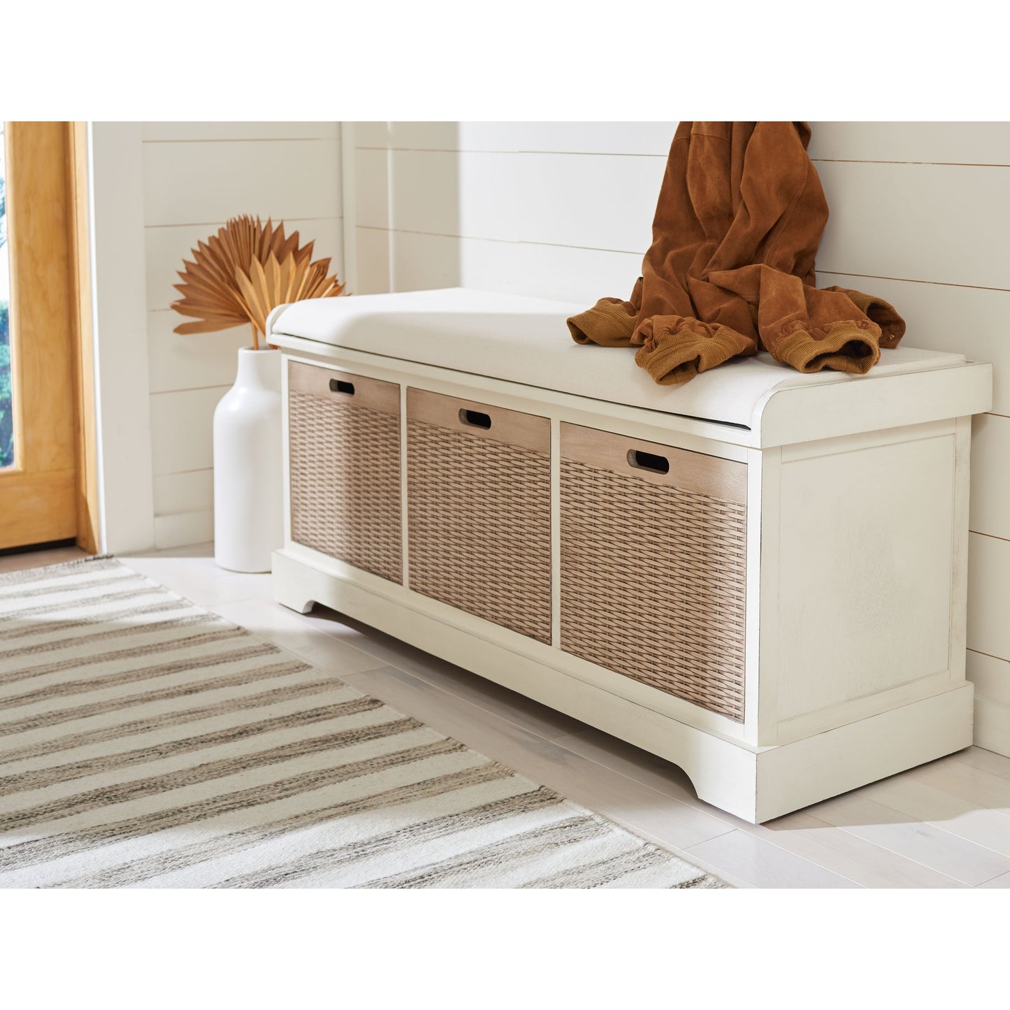 Banc de rangement à 3 tiroirs avec coussins SAFAVIEH Fiorello - 47,3 L x 15 L x 19 H - 47 L x 15 P x 19 H