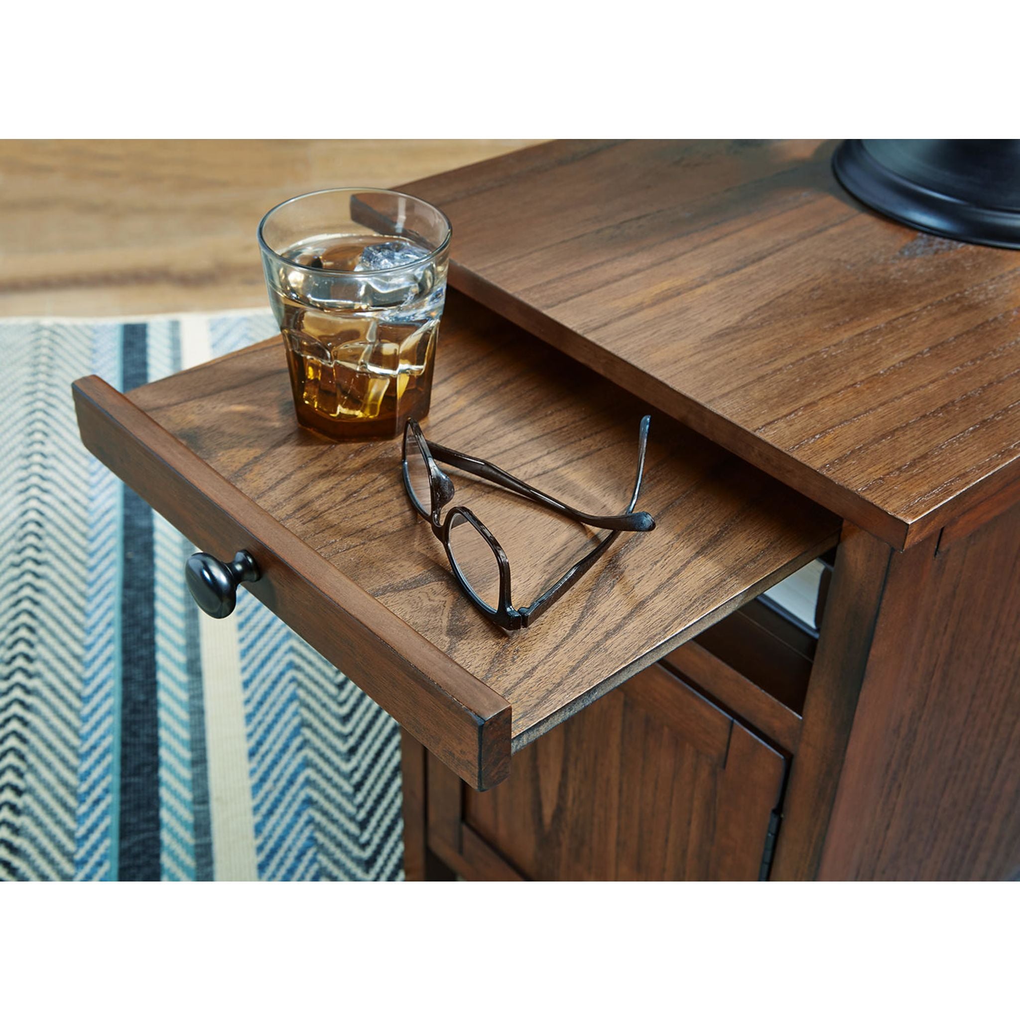 Table d'appoint Treytown Chair