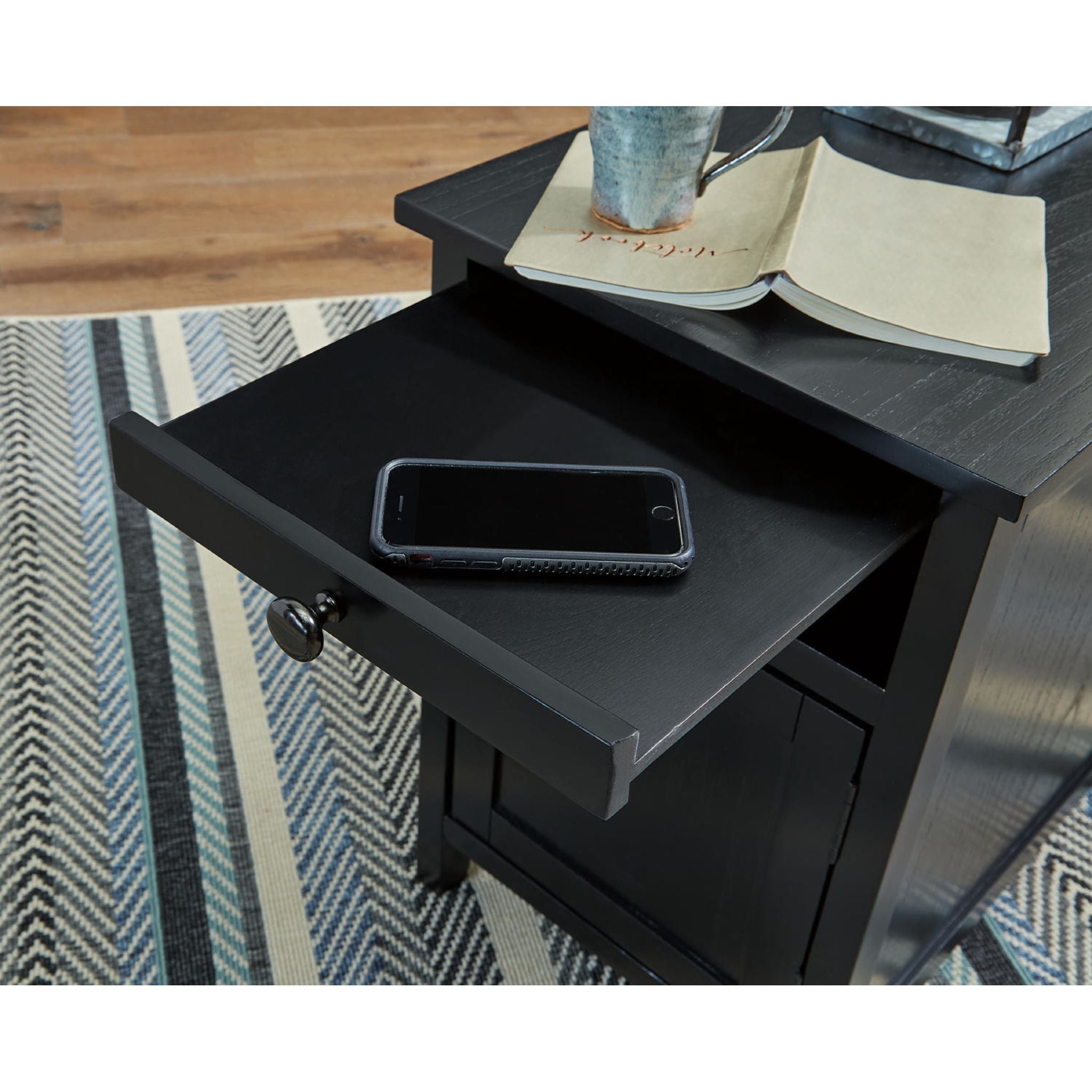 Table d'appoint Treytown Chair