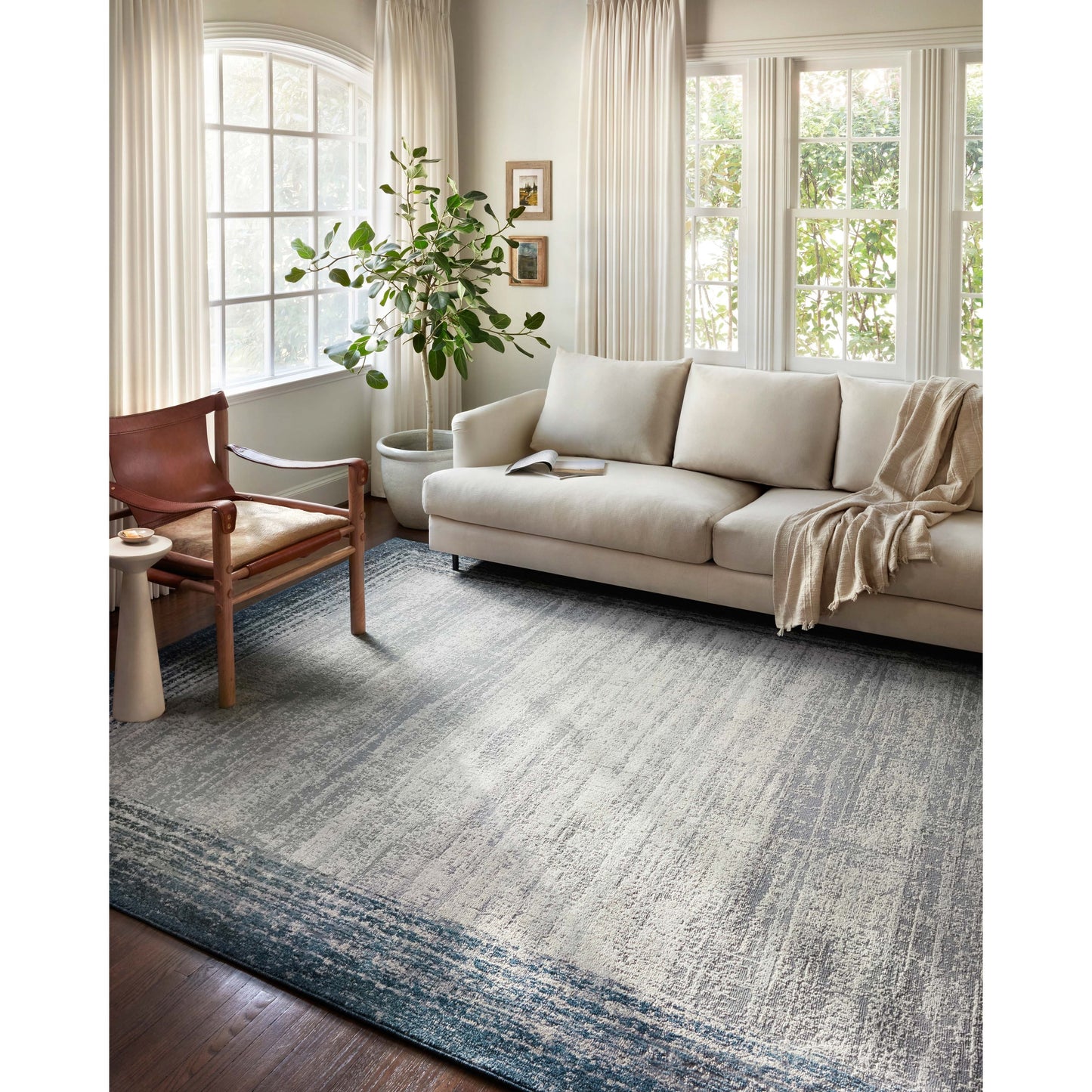 Alexander Home Grant Modern Abstract Border Area Rug