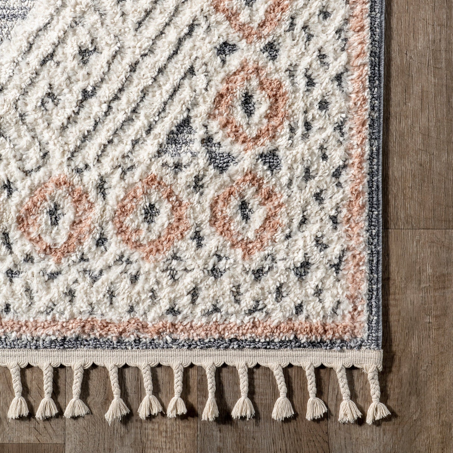 Nuloom Acacia Raised Diamond Tasseled Area Rug