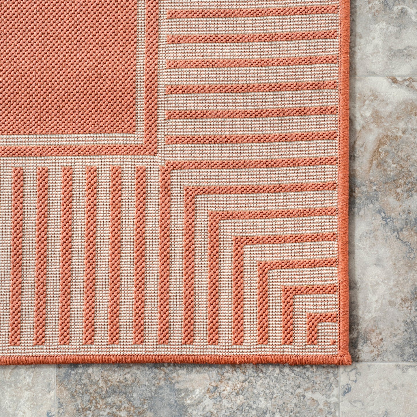 Nuloom Leah Classic Bordered Indoor/Outdoor Area Rug
