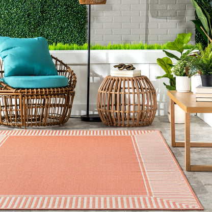 Nuloom Leah Classic Bordered Indoor/Outdoor Area Rug