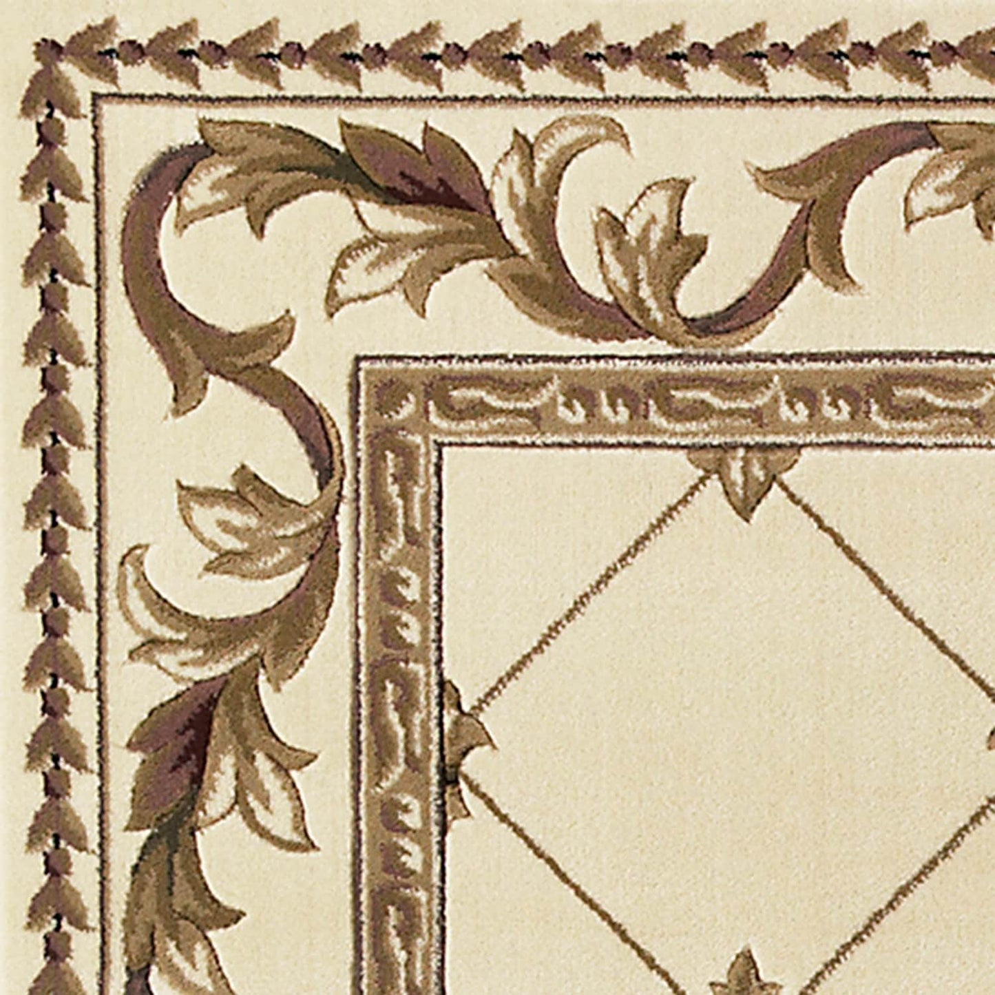 Domani Classics Victorian Bordered Trellis Area Rug