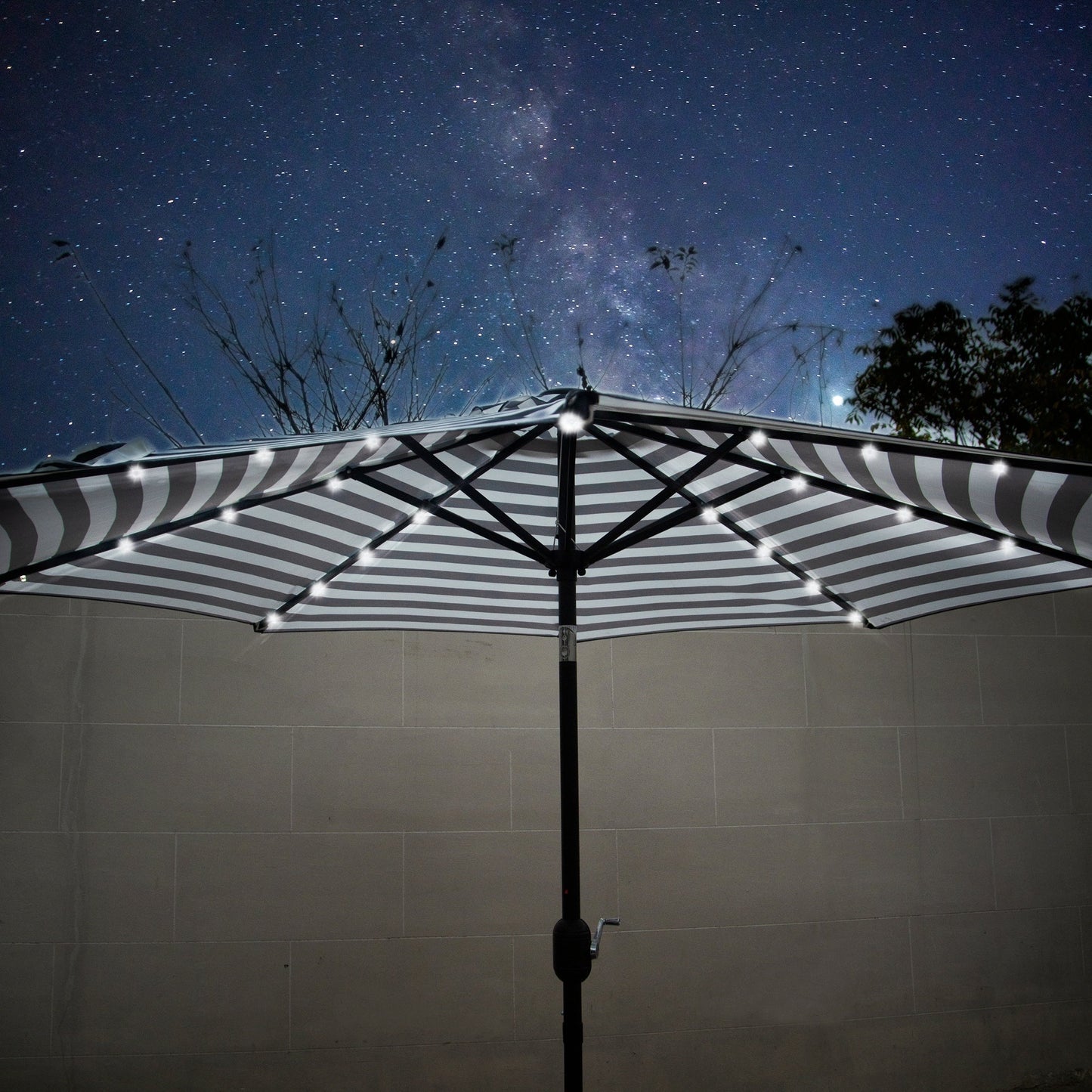 Lucent 9-foot Solar Led Lighted Patio Umbrella