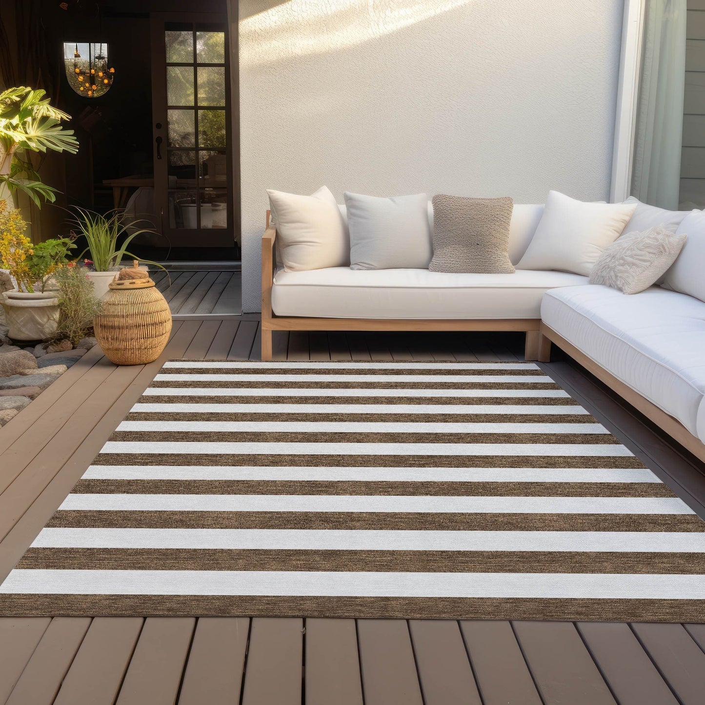 Machine Washable Indoor/ Outdoor Cabana Stripe Chantille Rug