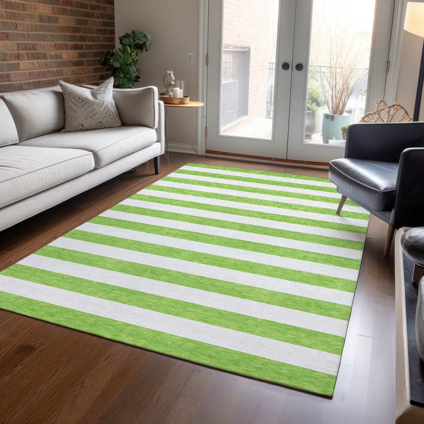 Machine Washable Indoor/ Outdoor Cabana Stripe Chantille Rug
