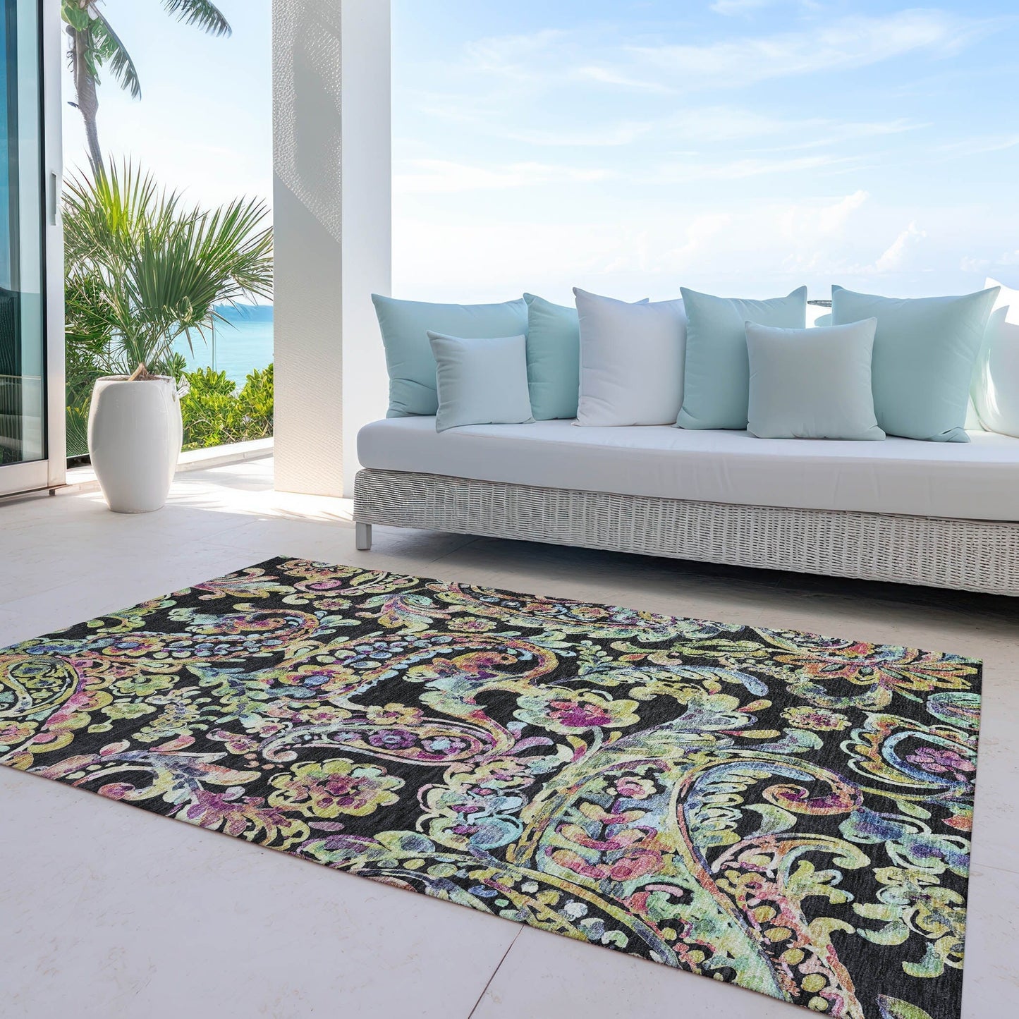 Machine Washable Indoor/ Outdoor Chantille Traditional Scroll Rug