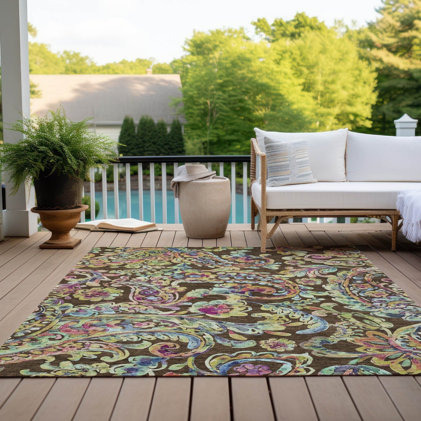 Machine Washable Indoor/ Outdoor Chantille Traditional Scroll Rug