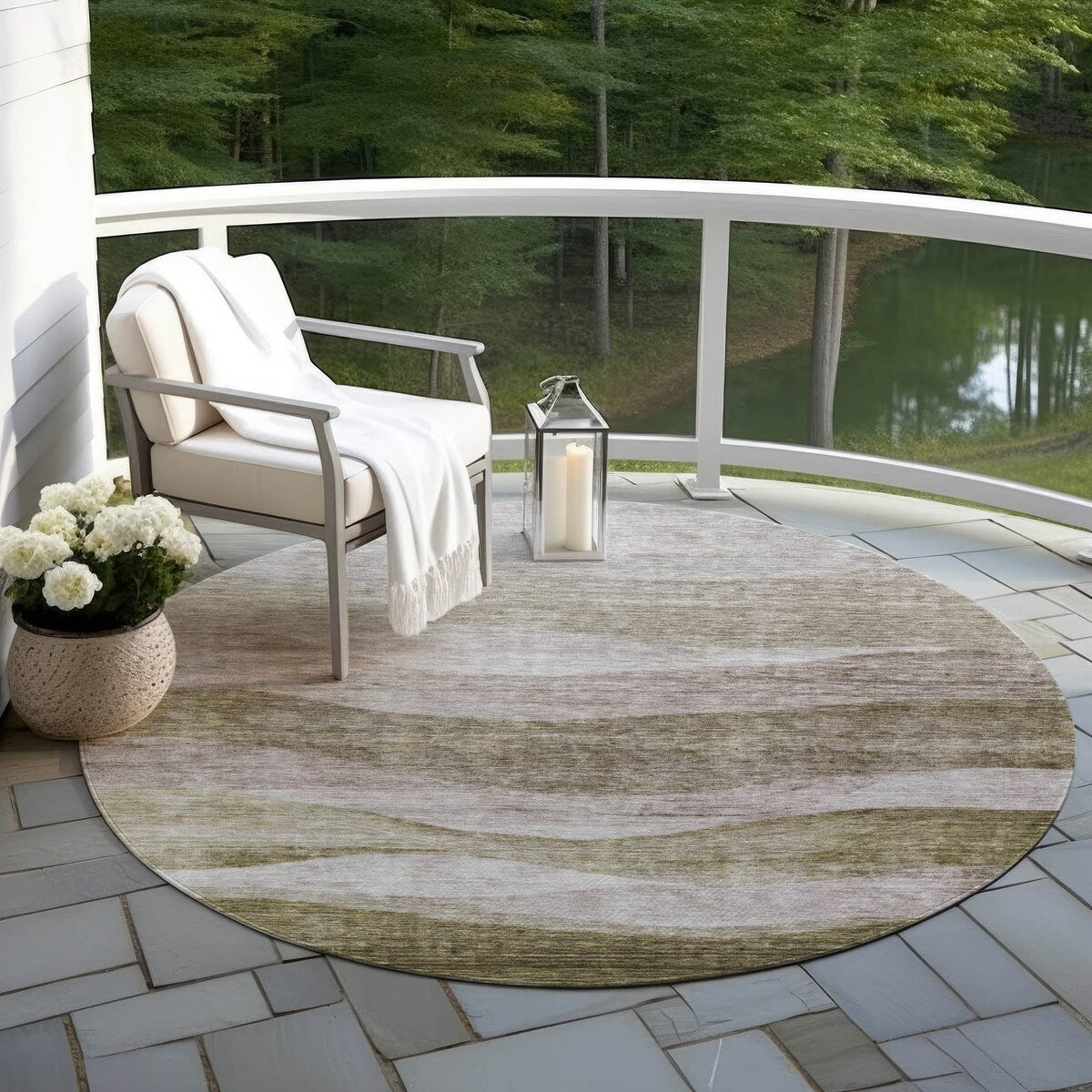 Machine Washable Indoor/ Outdoor Contemporary Waves Chantille Rug
