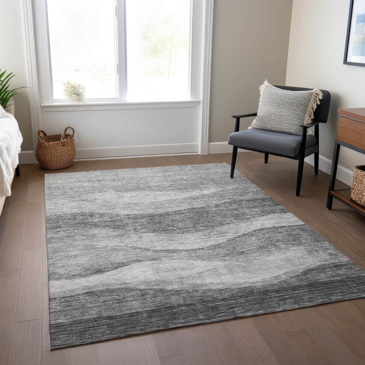 Machine Washable Indoor/ Outdoor Contemporary Waves Chantille Rug