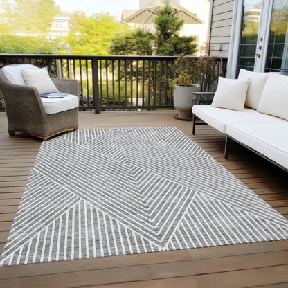Machine Washable Indoor/ Outdoor Modern Geo Chantille Rug