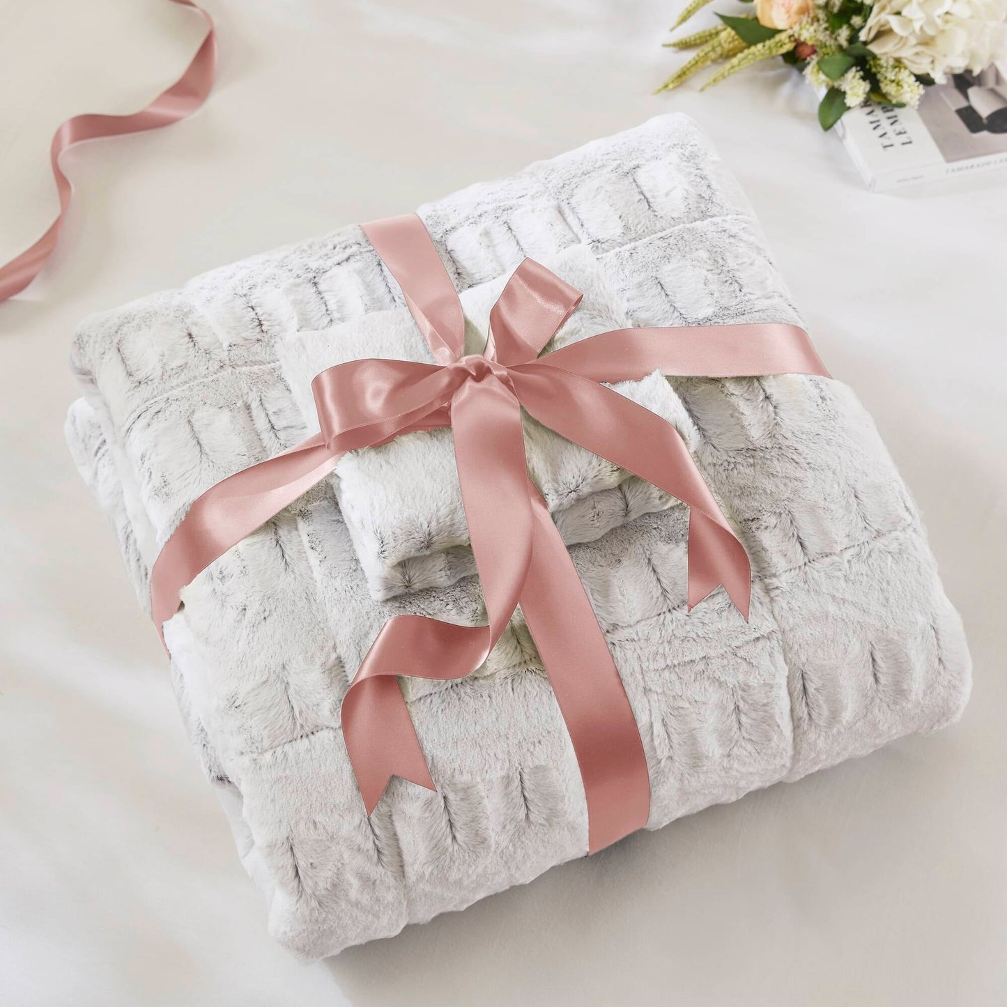 Madison Park Margot Back Print Long Fur Comforter Set