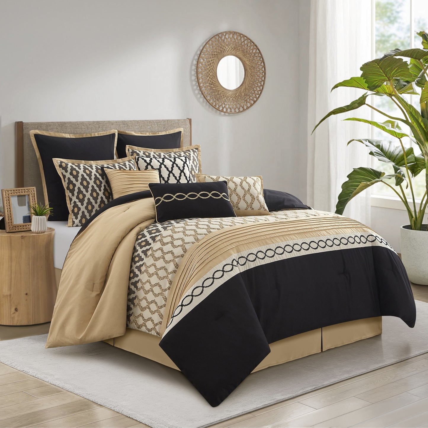 Nanshing Calvin Luxury10-Piece Geometric Comforter Set