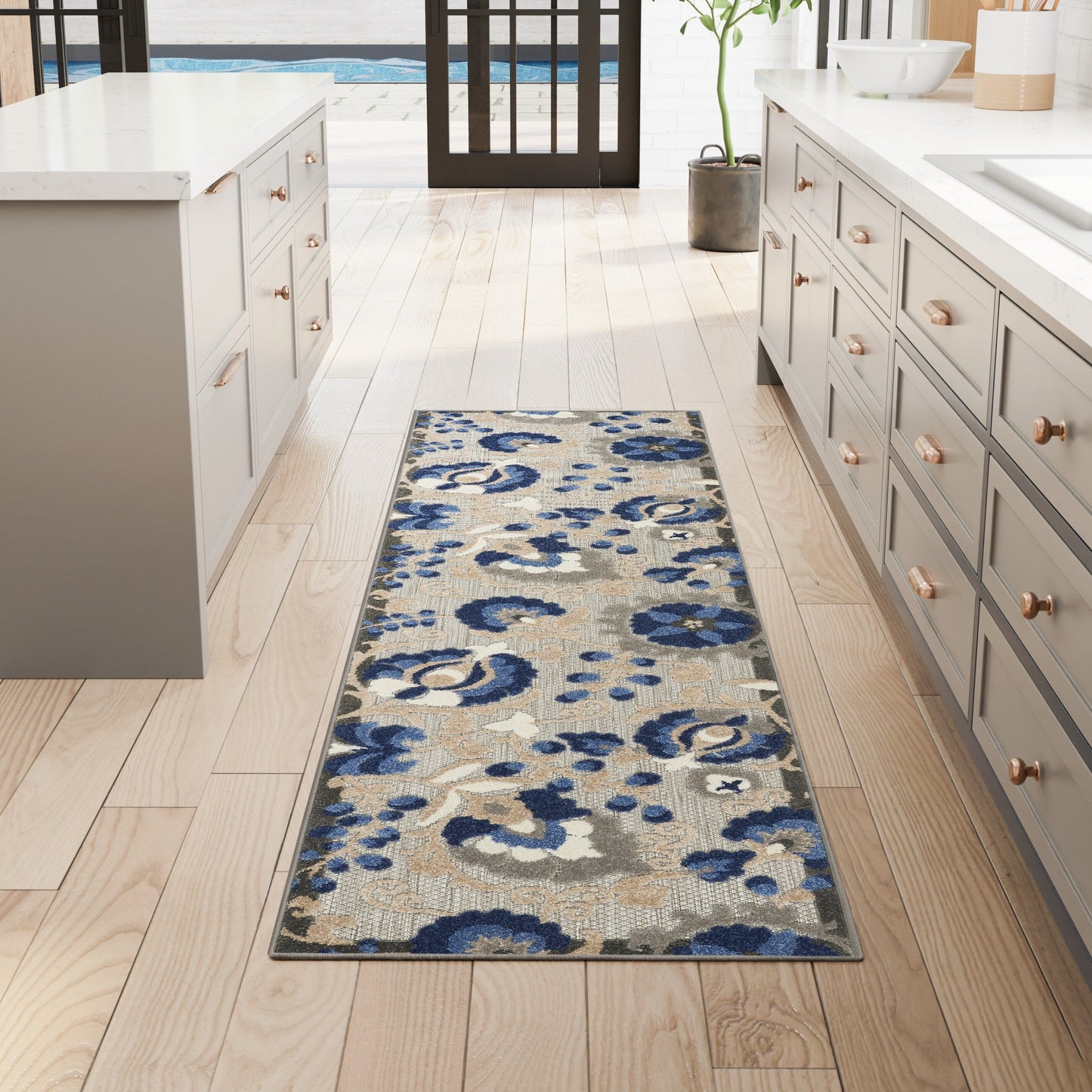 Nourison Alice Indoor/Outdoor Floral Area Rug