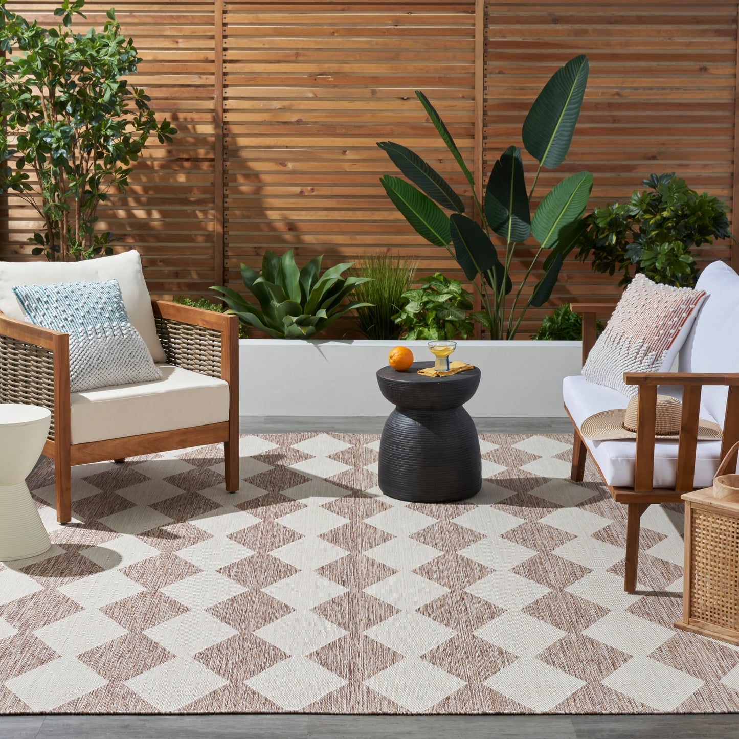 Nourison Positano Indoor/Outdoor Geometric Area Rug