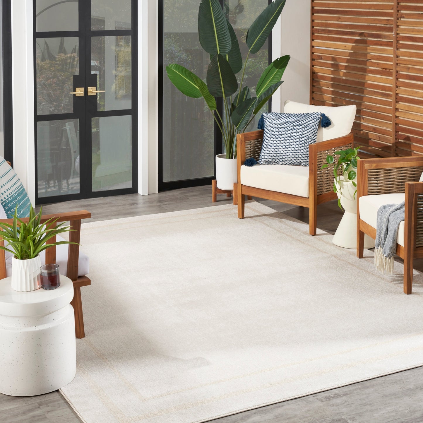 Nourison Sandy Indoor / Outdoor Solid Area Rug