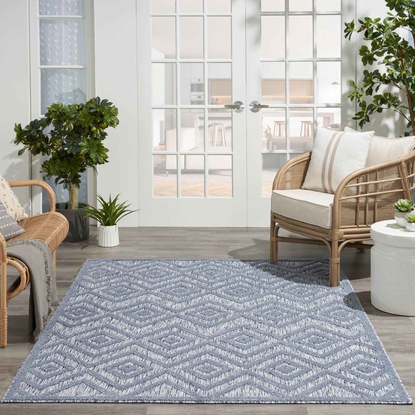 Nourison Versatile Indoor/Outdoor Geometric Flatweave Area Rug