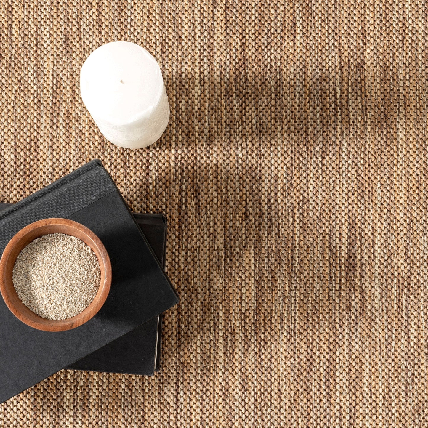 Nuloom Leah Classic Bordered Indoor/Outdoor Area Rug