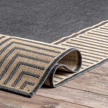 Nuloom Leah Classic Bordered Indoor/Outdoor Area Rug