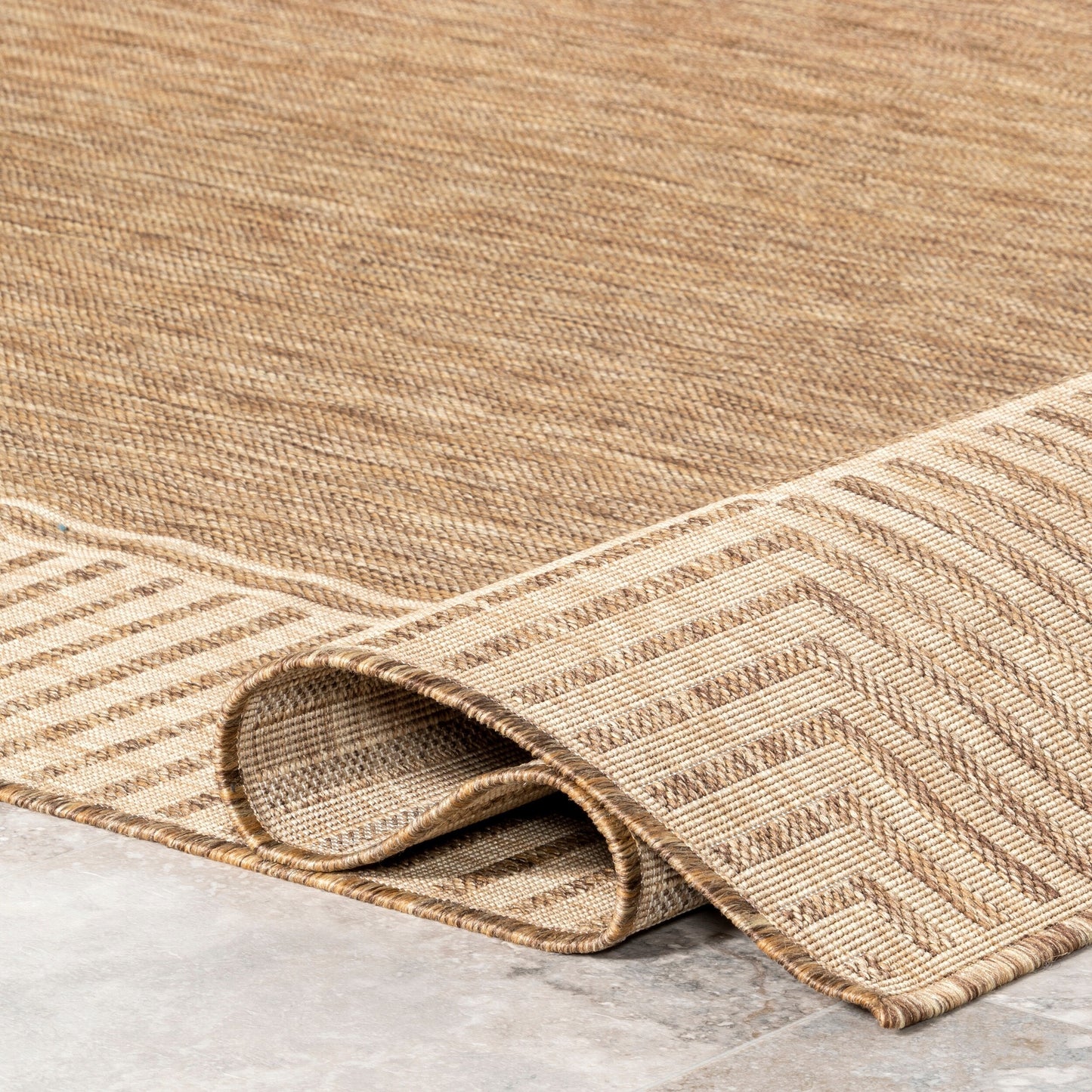 Nuloom Leah Classic Bordered Indoor/Outdoor Area Rug