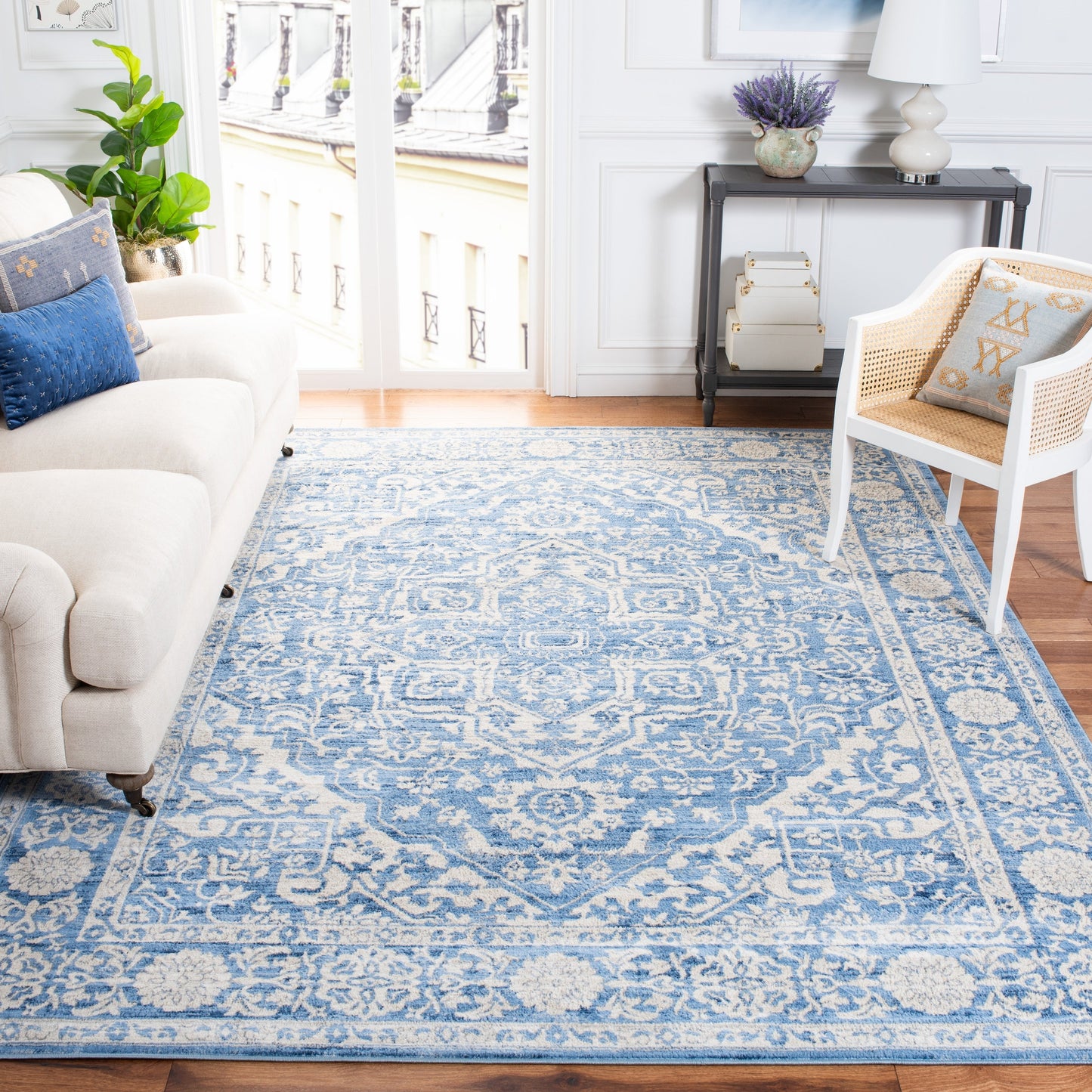 SAFAVIEH Brentwood 脼ordis Oriental Medallion Rug