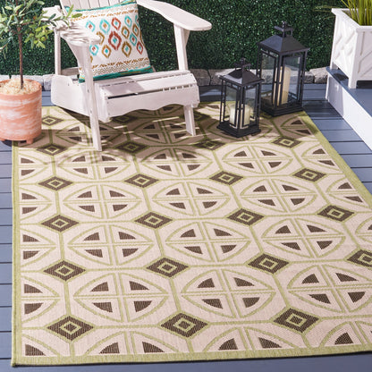 SAFAVIEH Courtyard Saundra Indoor/ Outdoor Waterproof Patio Backyard Rug