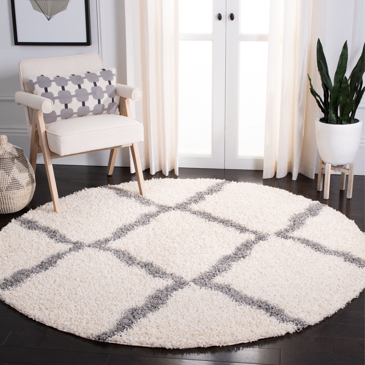 SAFAVIEH Dallas Shag Darina Trellis 1.5-inch Thick Rug