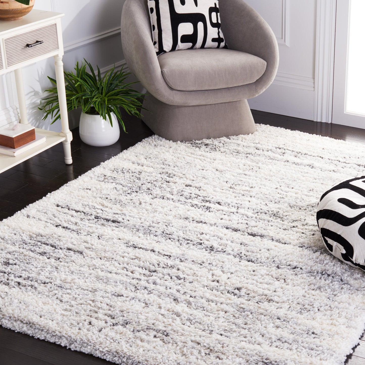 SAFAVIEH Fontana Shag Fatema Modern Abstract 2-inch Thick Rug