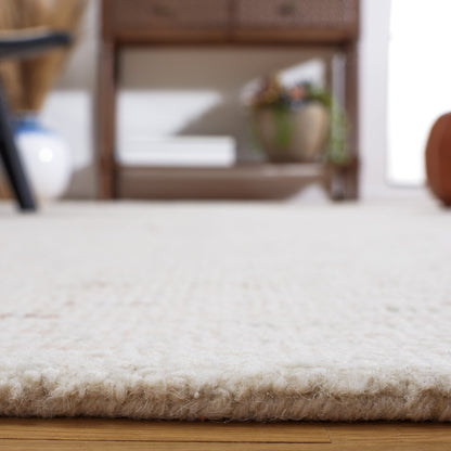 SAFAVIEH Handmade Abstract Lotje Modern Wool Rug