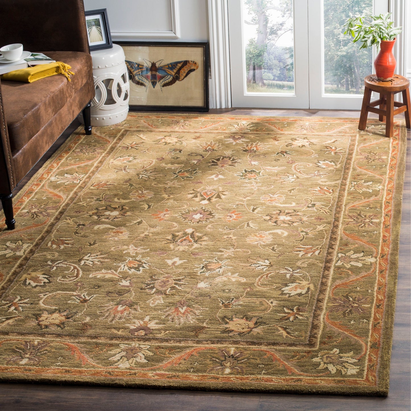SAFAVIEH Handmade Antiquity Talvikki Traditional Oriental Wool Rug