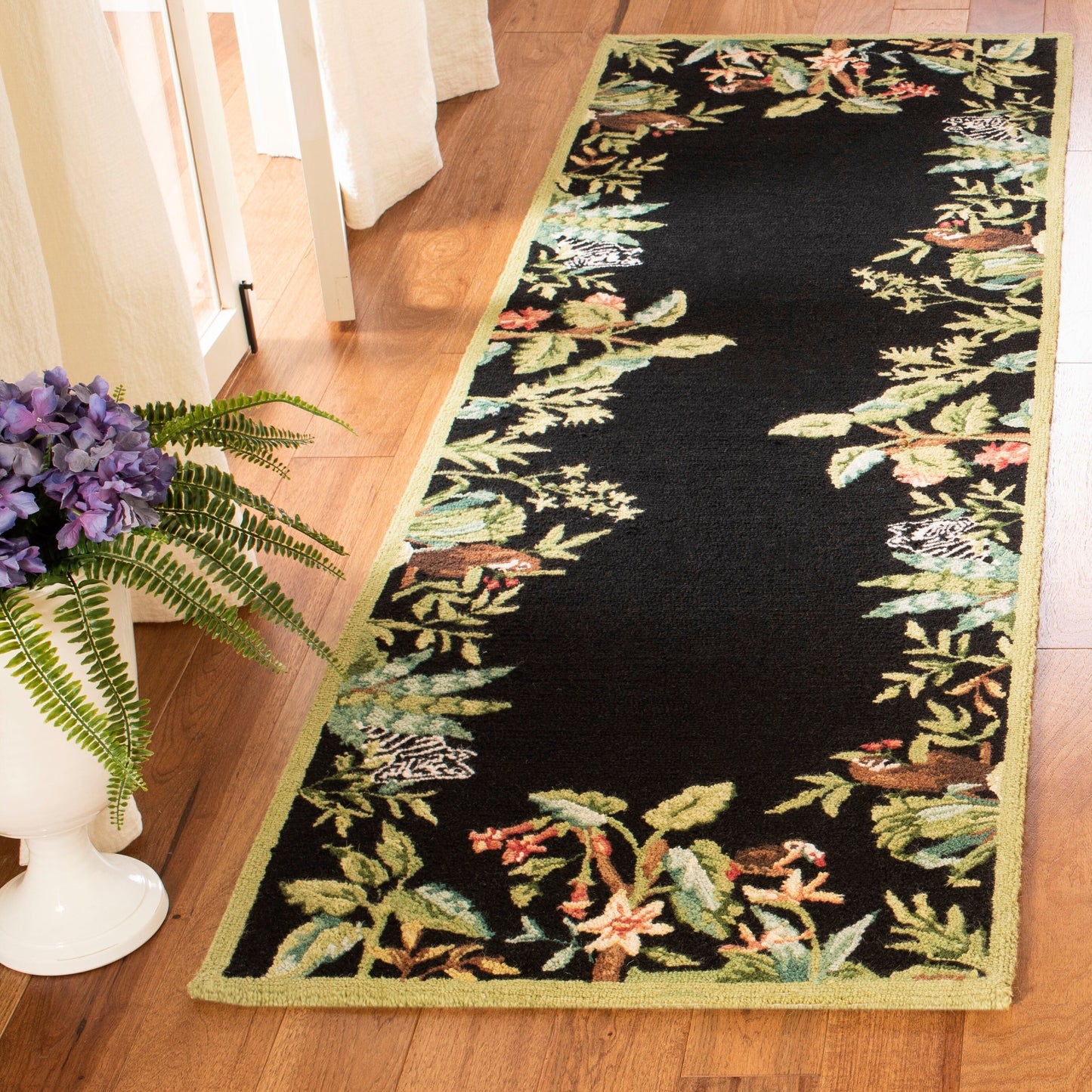 SAFAVIEH Handmade Chelsea Margrieta French Country Wool Rug
