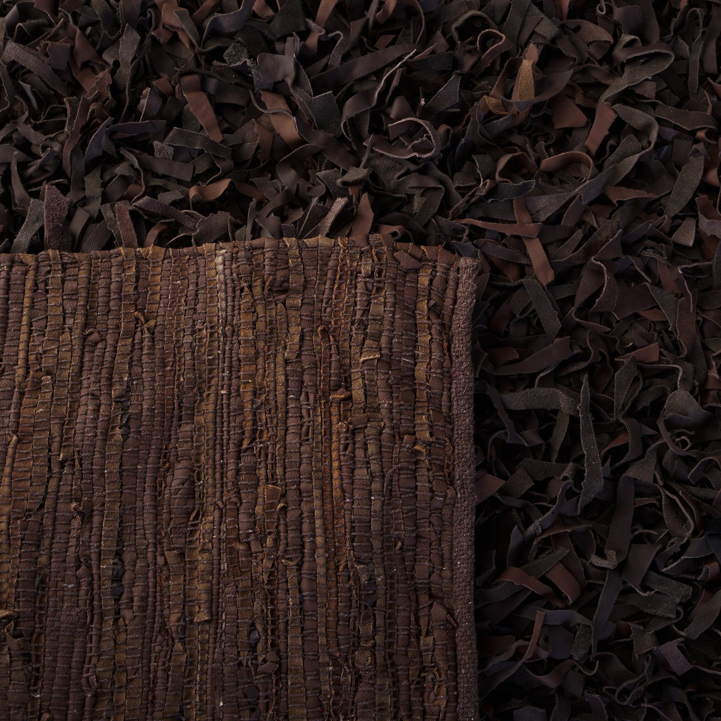 SAFAVIEH Handmade Leather Shag Blayne Modern Leather Rug