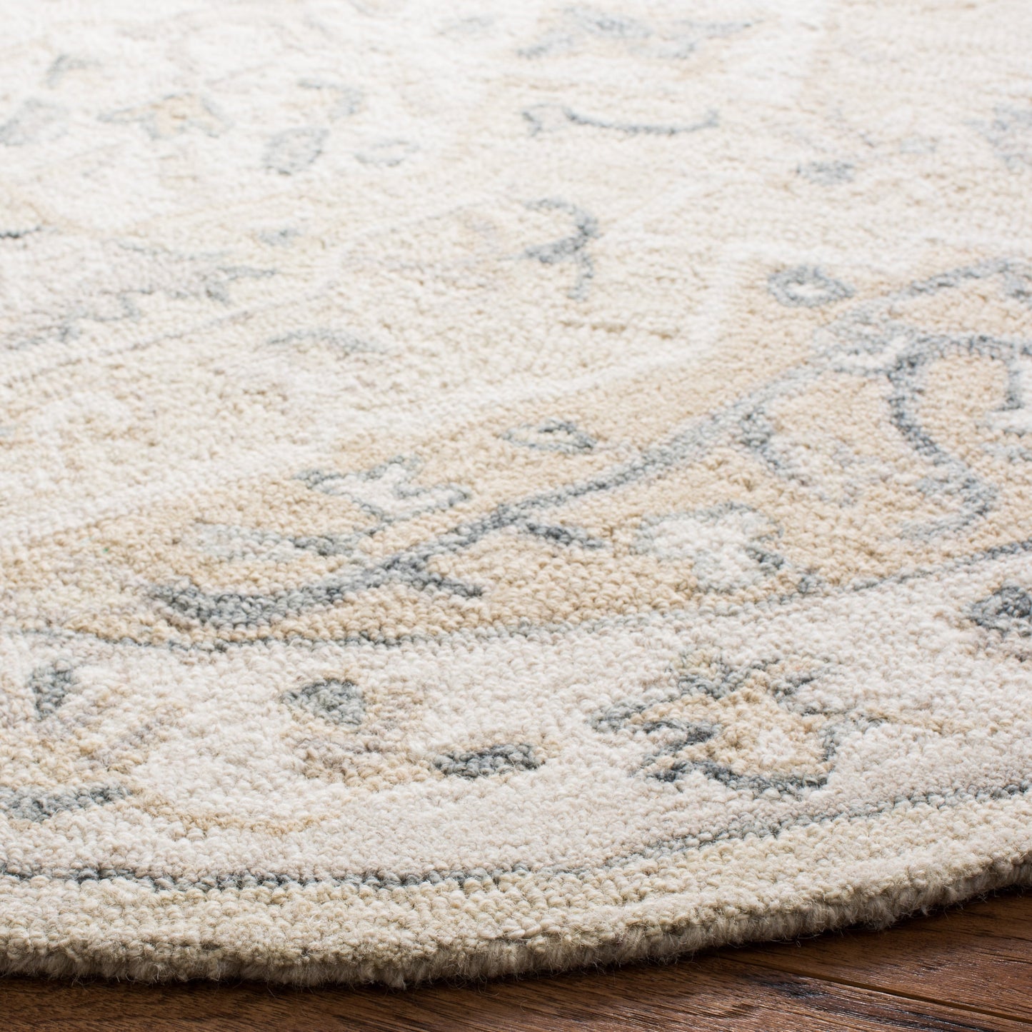 SAFAVIEH Handmade Micro-Loop Selveta Wool Rug