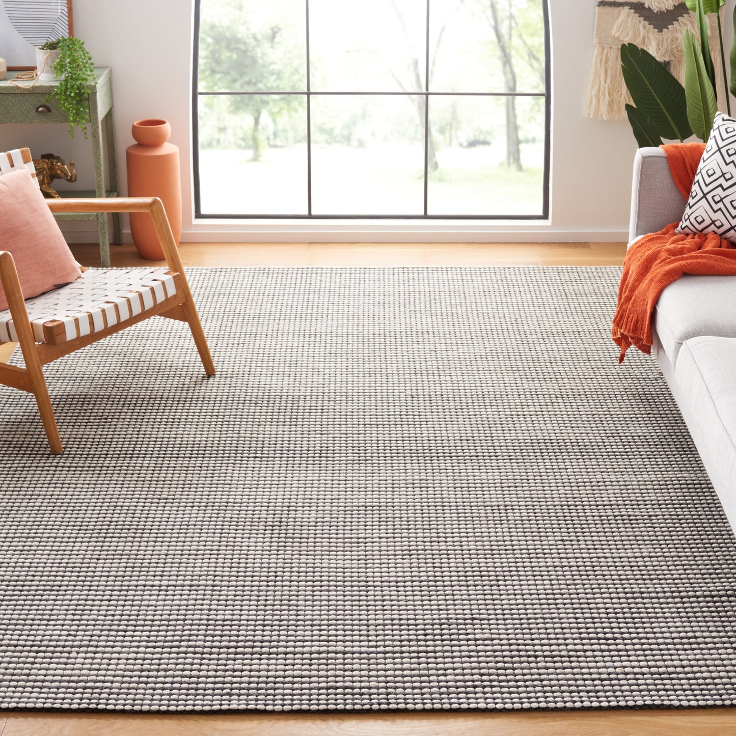 SAFAVIEH Handmade Natura Gerrita Wool Area Rug