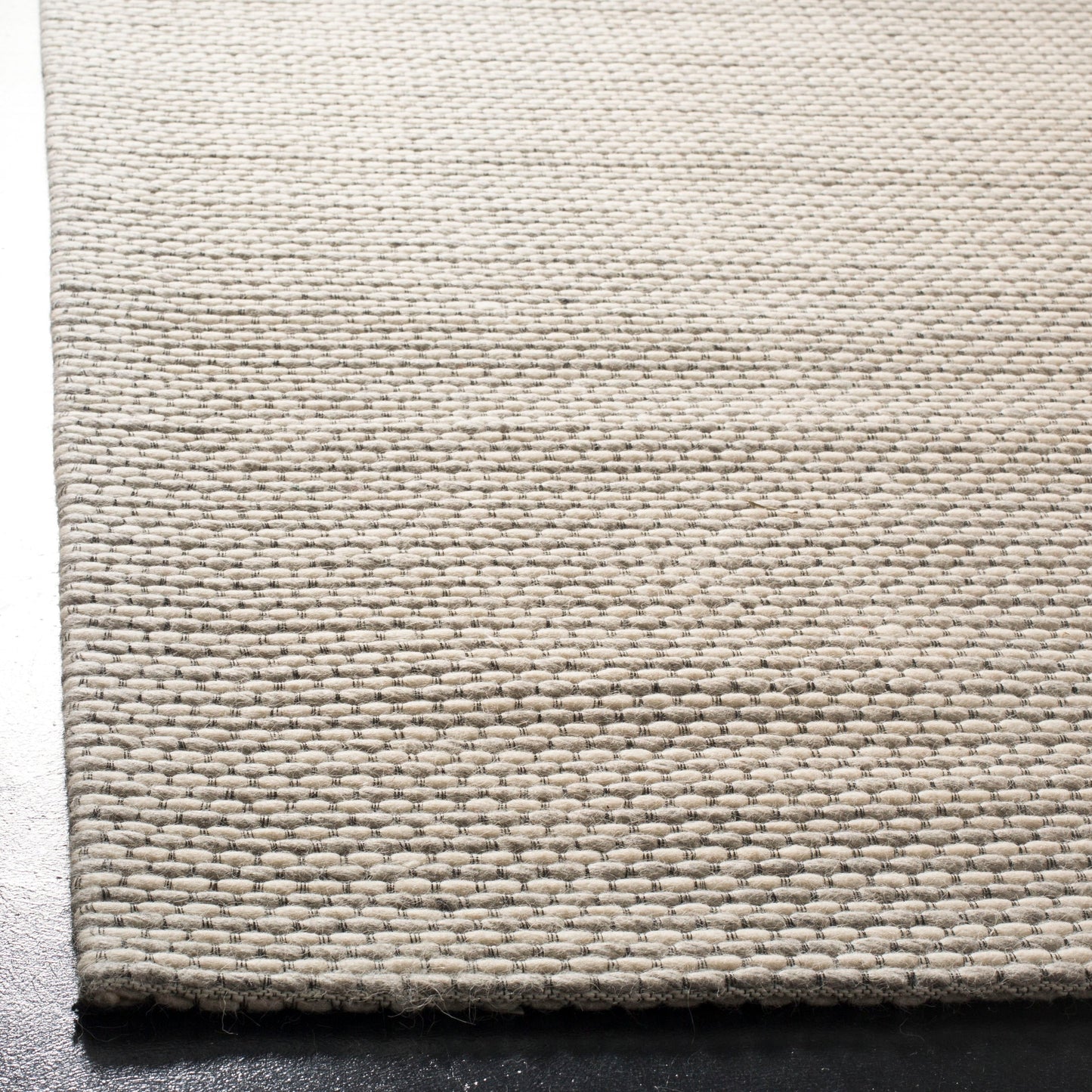 SAFAVIEH Handmade Natura Gerrita Wool Area Rug