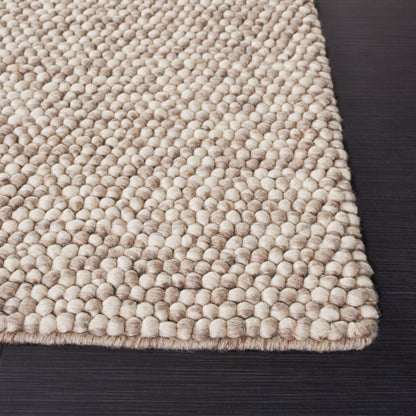 SAFAVIEH Handmade Natura Gonnie Wool Rug