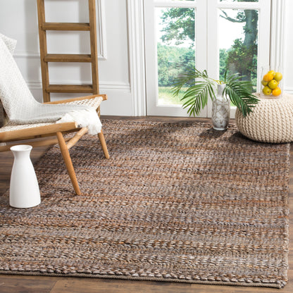 SAFAVIEH Handmade Natural Fiber Zaniyah Jute Rug