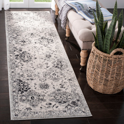 SAFAVIEH Madison Bettylou Boho Chic Distressed Area Rug