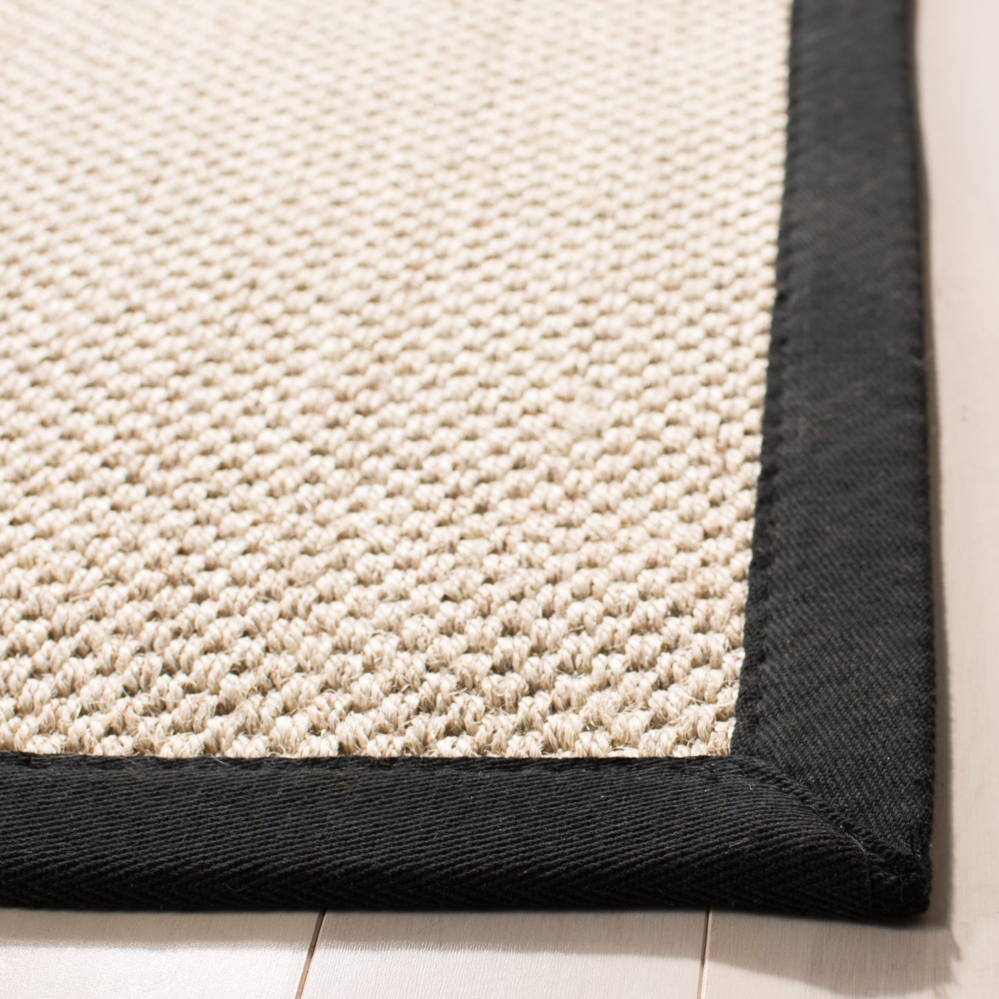 SAFAVIEH Natural Fiber Lorine Casual Border Sisal Rug