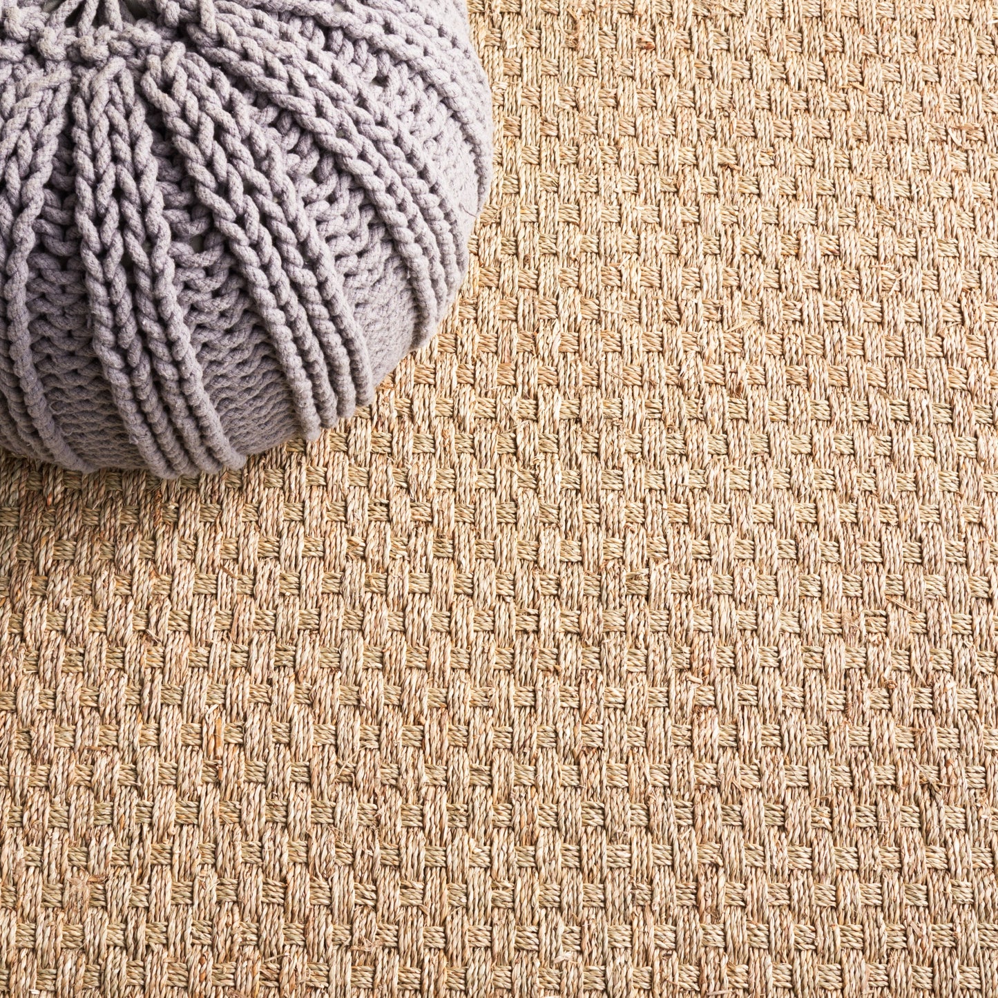SAFAVIEH Natural Fiber Zymryd Basketweave Seagrass Rug