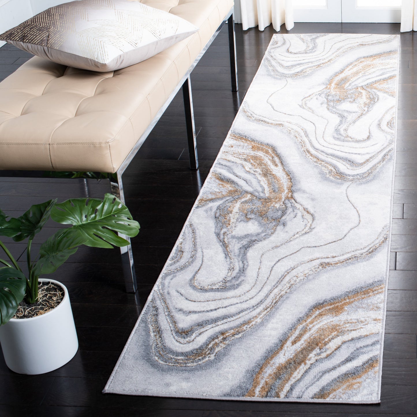 SAFAVIEH Orchard Clella Modern Abstract Rug