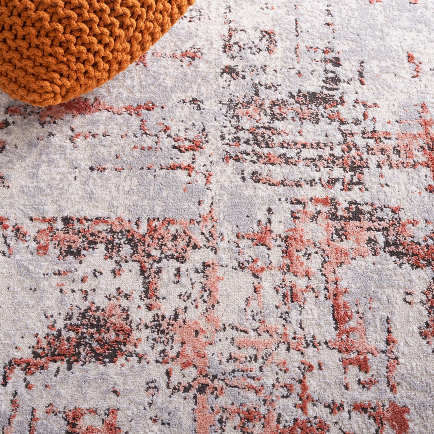 SAFAVIEH Shivan Petruna Modern Abstract Rug