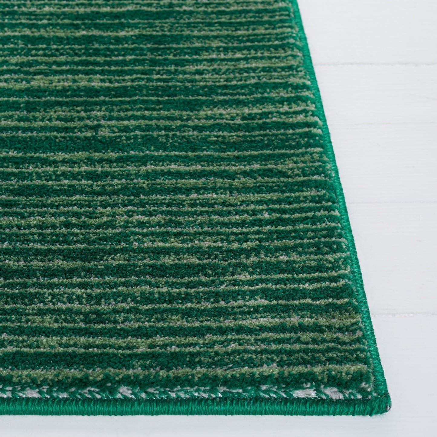 SAFAVIEH Vision Sunanda Modern Ombre Tonal Rug.