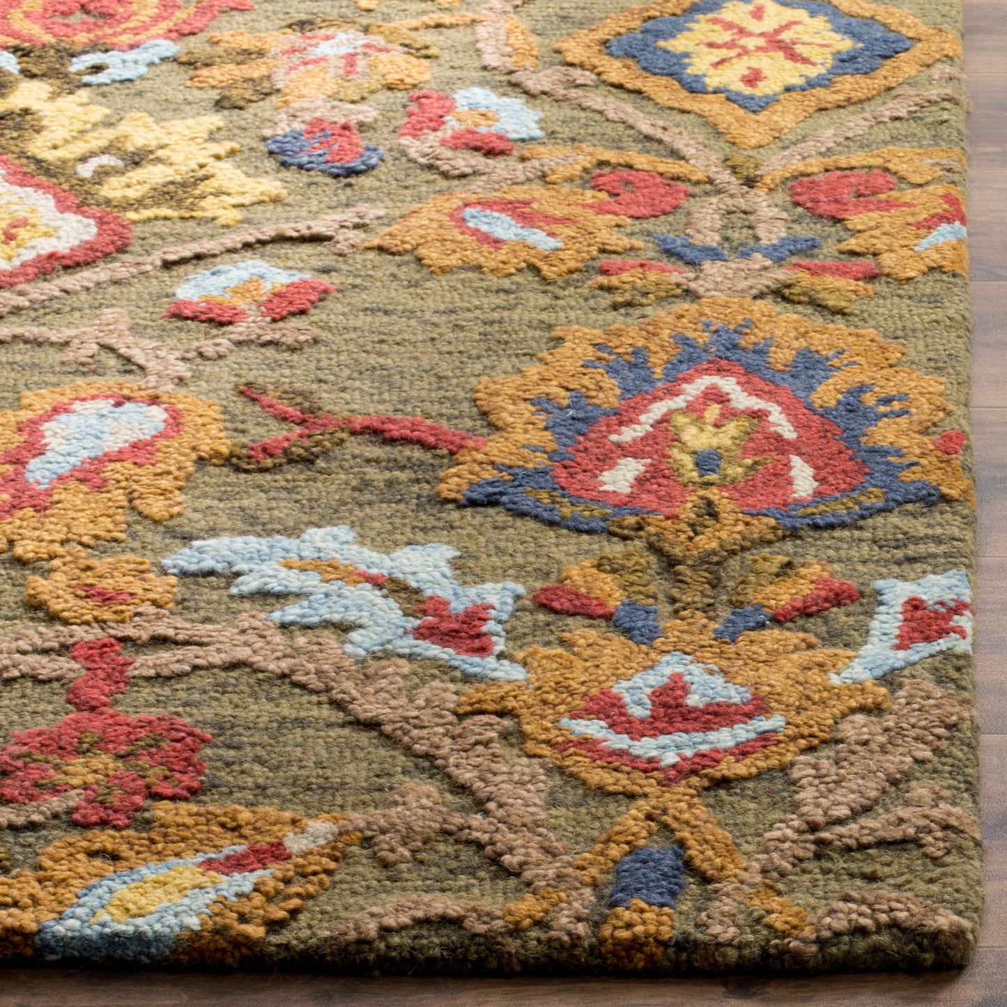 SAFAVIEH, Handmade Marietje Blossom French Country Wool Area Rug