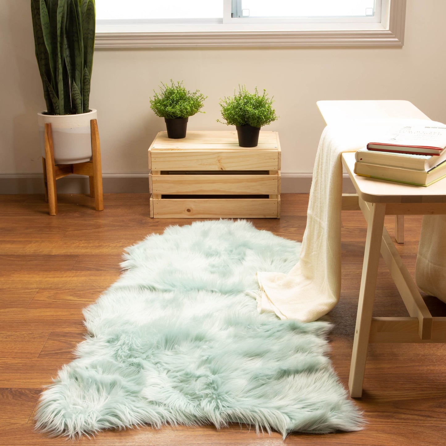 Silver Orchid Parrott Faux Fur Sheepskin Area Rug