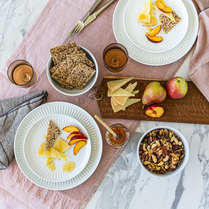 Service de table cannelé en porcelaine blanche Over and Back, 24 pièces